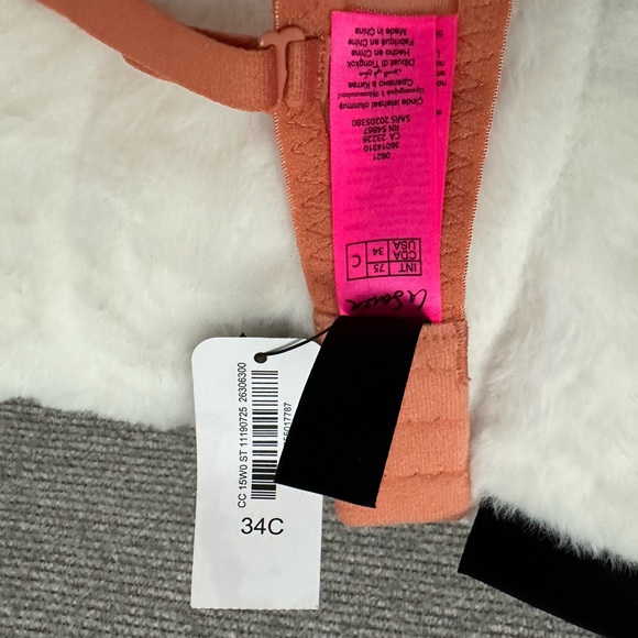 New with tags XS panties and C34 push up bras - Picture 6 of 15